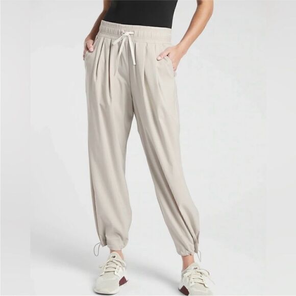 Athleta Revive Pants Beige sz 4 - Picture 1 of 10